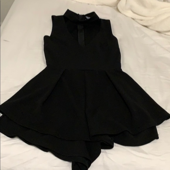 Black fashion nova romper - Picture 1 of 3